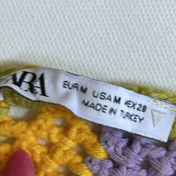Zara Women's NWOT Multi Colour Crochet  Open Back Halter Top - Picture 6 of 8